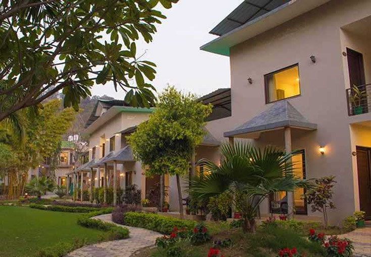 Clarissa Resort, Corbett
